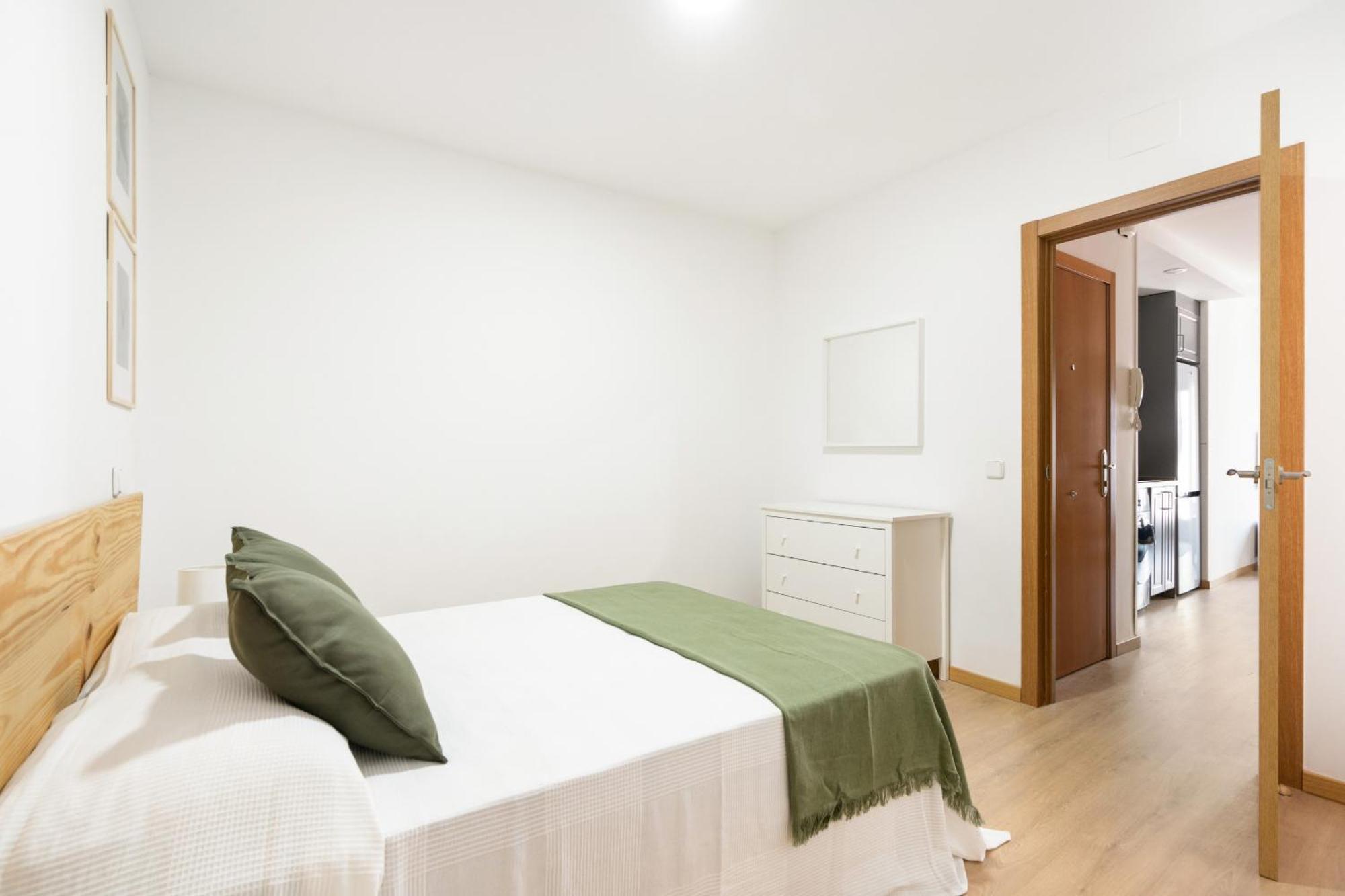 Apartamento En La Avenida De La Albufera Alquiler Temporal مدريد المظهر الخارجي الصورة
